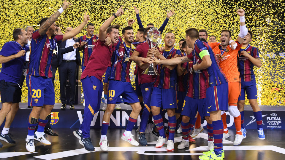 Atual campeão, Pito projeta estreia do Barcelona na Champions League de  Futsal