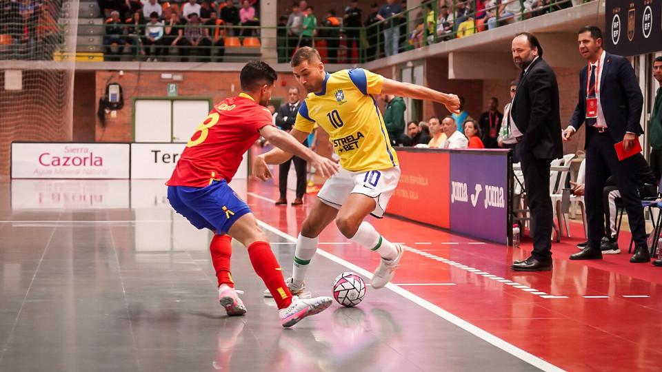 Brasil e Espanha farão final do Mundial de Futsal