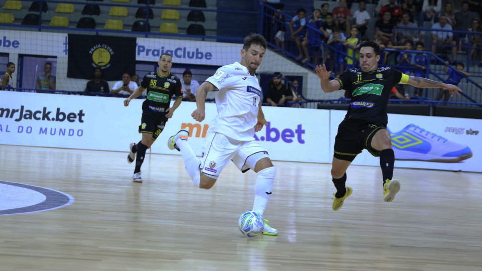 ACBF X PRAIA CLUBE - OITAVAS DE FINAL LIGA NACIONAL DE FUTSAL - Minha  Entrada